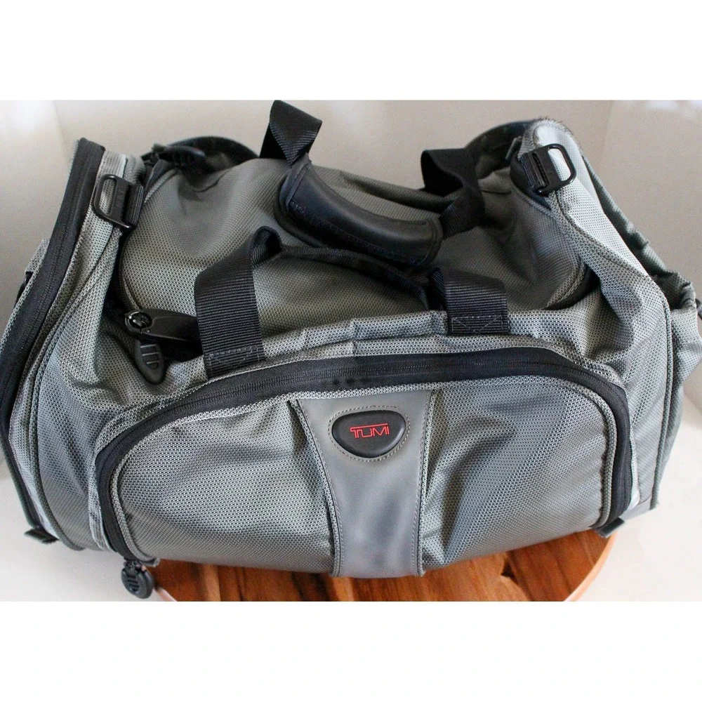 Tumi Duffel Bag Gray 2-way Ballistic Nylon Travel Gym Sport Carry On Strap 525PW